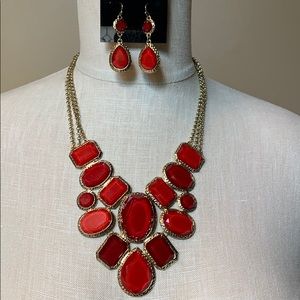 🔆Gold and Red Stone Statement Necklace